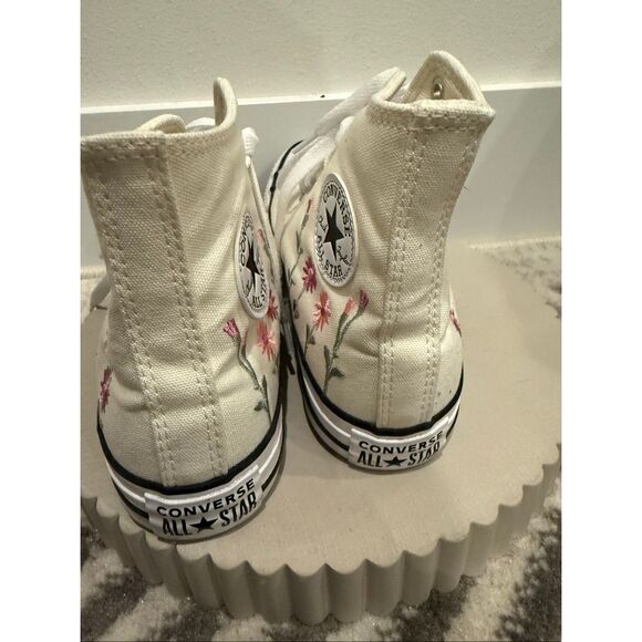 Converse Girls Chuck Taylor Floral Embroidered High Top Sneakers Tan Pink Size 4 - Picture 7 of 12
